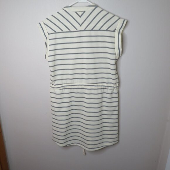 Ya Los Angeles V-Neck Gray Stripe Tie Waist - Picture 7 of 7